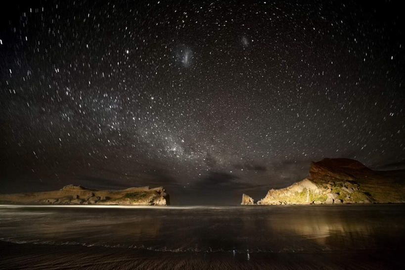 无人,横图,室外,夜晚,仰视,旅游,度假,湖,湖泊,石头,美景,沙滩,山,山脉,水,星空,夜景,新西兰,平静,沙子,石子,海岸,湖面,景观,山峰,水流,水面,沙地,山峦,娱乐,自然,湖水,群山,享受,休闲,闪耀,景色,安静,放松,宁静,闪烁,静谧,自然风光,大洋洲,镇静,纽西兰,冷静,沉静,长白云之乡,闪动,闪灼,安祥,僻静,清静,太平,新西兰北岛,海滩,石块,岩石,星夜,夜空,彩图,低角度拍摄