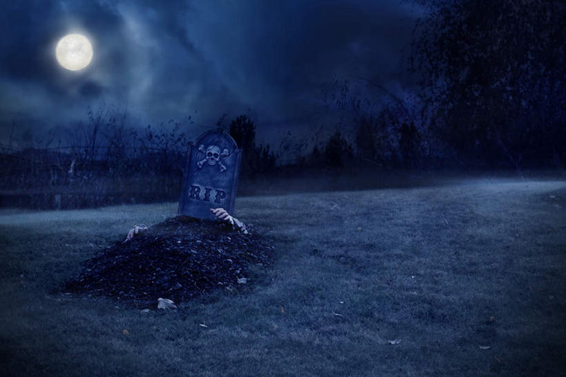 颅骨,无人,横图,全景,室外,夜晚,正面,旅游,度假,美景,天际线,雾,吊挂,悬挂,节日,朦胧,模糊,庆祝,围绕,骷髅,景观,月亮,月光,挂,文化,娱乐,天空,自然,天,庆典,享受,休闲,墓地,万圣节,景色,放松,黑暗,缭绕,纪念,明亮,迷雾,坟墓,陵墓,恐怖,漆黑,秘密,自然风光,坟场,旋绕,可怕,皎洁,可骇,鼻骨,顶骨,额骨,颈椎,颞骨,下颌骨,萦绕,颧骨,阴郁,回绕,恐惧,诡秘,头盖骨,大雾,彩图,一轮