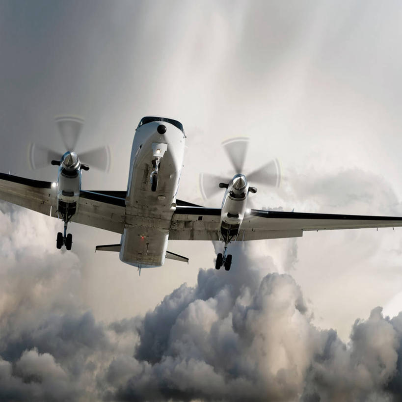 无人,方图,室外,白天,正面,飞机,飞翔,飞行,乌云,云,阴天,云朵,交通,翱翔,云彩,航空,飞,天空,交通工具,天,运输,一架,客机,昏暗,阴沉,载具,彩图