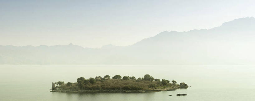 无人,横图,全景,室外,白天,正面,旅游,度假,草地,草坪,岛屿,湖,湖泊,美景,山,山脉,水,天际线,植物,土耳其,亚洲,阴影,光线,影子,岛,湖面,景观,山峰,水流,水面,云,云朵,山峦,云彩,娱乐,草,树,树木,蓝色,绿色,白云,蓝天,天空,阳光,自然,湖水,群山,天,享受,休闲,景色,放松,生长,晴朗,成长,自然风光,西亚,穆拉省,列岛,群岛,诸岛,晴空,彩图,土耳其共和国