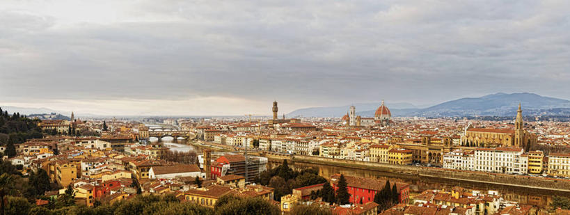 无人,高楼大厦,横图,全景,室外,白天,正面,度假,美景,山,山脉,天际线,城市风光,城市,大厦,建筑,摩天大楼,意大利,佛罗伦萨,欧洲,景观,山峰,乌云,云,阴天,云朵,山峦,云彩,娱乐,天空,群山,天,享受,休闲,景色,放松,昏暗,阴沉,托斯卡纳,南欧,意大利共和国,首府,维琪奥王宫,百花之城,翡冷翠,托斯卡纳大区,韦奇奥宫,彩图,大楼,高层建筑,高楼,摩天楼