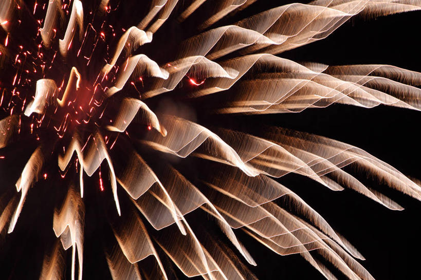 无人,横图,室外,夜晚,正面,长时间曝光,烟火,日本,亚洲,辉煌,焰火,灿烂,璀璨,礼花,光辉,曝光,东亚,本州,本州岛,日本国,近畿地方,近畿,滋贺,滋贺县,花炮,礼花炮,绚烂,光耀,烟花,彩图