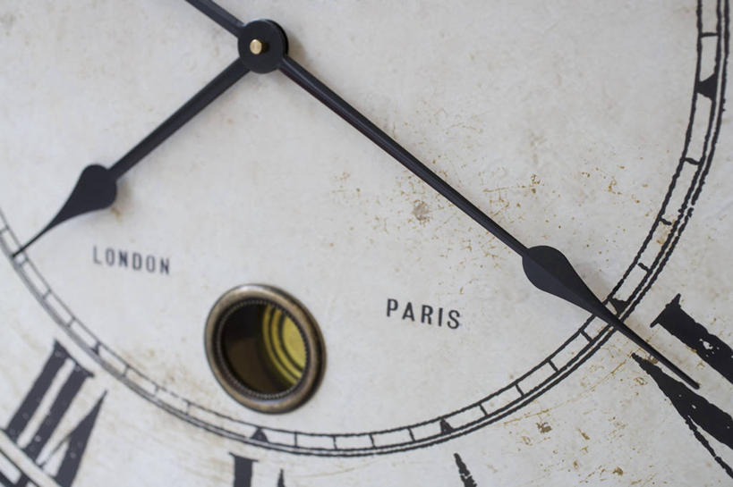 无人,横图,室内,特写,白天,正面,静物,时间,英文,标志,时钟,数字,文字,字符,字母,罗马数字,计时,标识,一个,挂钟,钟表,表,单个,英文字母,钟,彩图