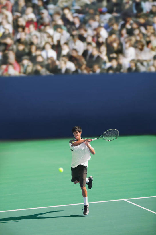 东方人,一个人,运动员,竖图,室外,白天,正面,运动服,锻炼,快乐,比赛,运动,竞争,网球,帽子,亚洲,仅一个男性,仅一个人,握,阴影,服装,光线,网球拍,影子,球场,网球场,看台,球拍,网球装备,网球运动员,注视,黄种人,娱乐,运动器械,场地,运动帽,座位,仅一个年轻男性,衣服,阳光,观察,看,休闲,健身器械,鸭舌帽,握着,服饰,观看,舞动,察看,挥舞,体育运动,衣着,穿着,关注,健身器材,衣饰,坐位,体育,网球比赛,网球赛,网球运动,男人,男性,年轻男性,亚洲人,体育运动员,运动选手,彩图,全身,健身,网球场地,草地球场,运动器材,运动装