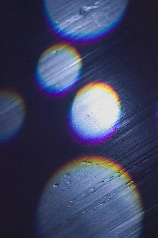 无人,体育馆,运动场,竖图,室内,特写,夜晚,正面,照明,阴影,朦胧,模糊,光线,彩灯,影子,灯光,体育场,灯,灯具,花灯,照亮,照明设备,溜冰场,运动馆,彩图