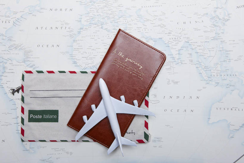 无人,横图,俯视,室内,特写,白天,探险,神秘,宇宙,飞机,静物,地图,阴影,反射,科学,太空,星球,英文,标志,文字,影子,字符,字母,星云,交通,航空,标识,自然,本子,模型,交通工具,探索,运输,星系,一架,英文字母,发现,护照,证明,天体,客机,通行,载具,身份,星体,天文学,外太空,卫星地图,彩图,高角度拍摄,机票