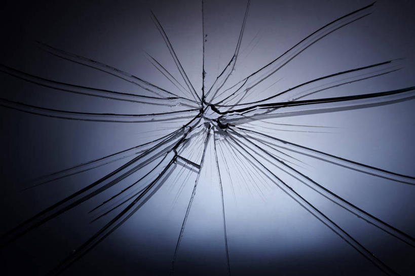 无人,横图,室内,特写,白天,正面,静物,玻璃,阴影,蓝色背景,破碎,反射,影子,玻璃制品,蓝色,摄影,影棚,破裂,摧毁,彩图,影棚拍摄,拍摄