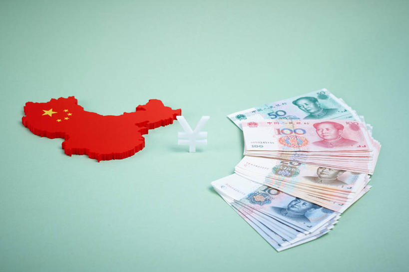 无人,横图,俯视,室内,特写,白天,钱,人民币,海洋,静物,地图,旗帜,国旗,一堆,许多,绿色背景,堆叠,堆积,标志,钱币,文字,陆地,星星,很多,标识,五星红旗,黄色,红色,星形,钞票,金融,纸币,摄影,国家,影棚,经济,堆,大陆,版图,流通,五角形,纸钞,贸易,中国国旗,五颗,货币,现金,旗,五角星,彩图,高角度拍摄,影棚拍摄,拍摄,红地五星旗,中华人民共和国国旗,人民币符号,中国地图