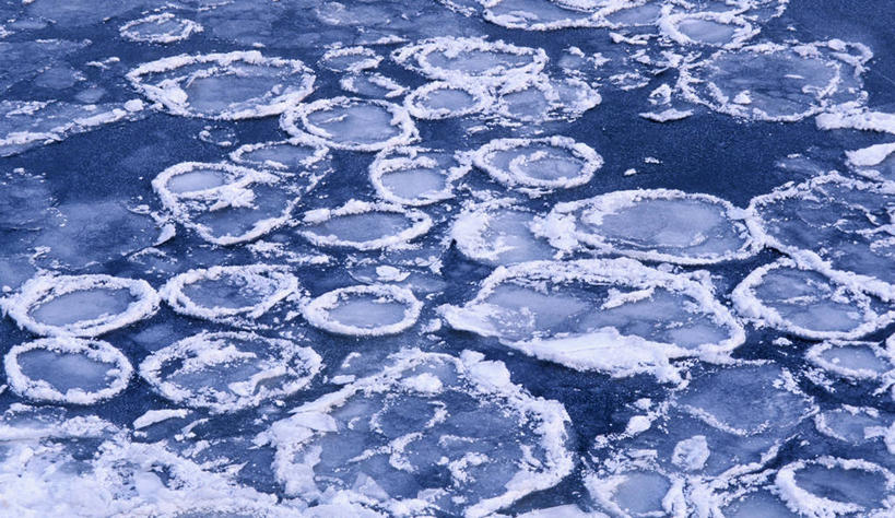 无人,横图,俯视,室外,白天,河流,美景,水,德国,欧洲,纹路,纹理,冰,河水,景观,水流,自然,浮冰,景色,寒冷,冰冷,西欧,自然风光,德意志联邦共和国,肌理,严寒,海德堡,冰凉,酷寒,凛冽,凛凛,极冷,流冰,浮冰块,巴登.符腾堡,巴登.符腾堡州,巴符州,彩图,高角度拍摄,卡尔斯鲁厄行政区