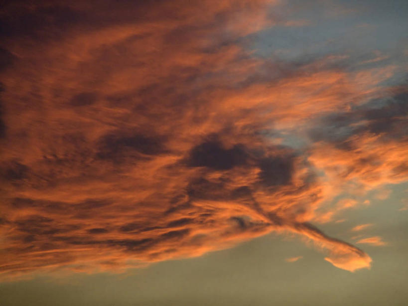无人,横图,室外,特写,白天,仰视,美景,日落,阴影,光线,影子,景观,晚霞,霞光,云,云朵,落日,火烧云,云彩,红色,阳光,自然,黄昏,景色,彩霞,火红,自然风光,赤色,夕照,薄暮,夕阳,彩图,低角度拍摄,傍晚,低云,斜阳