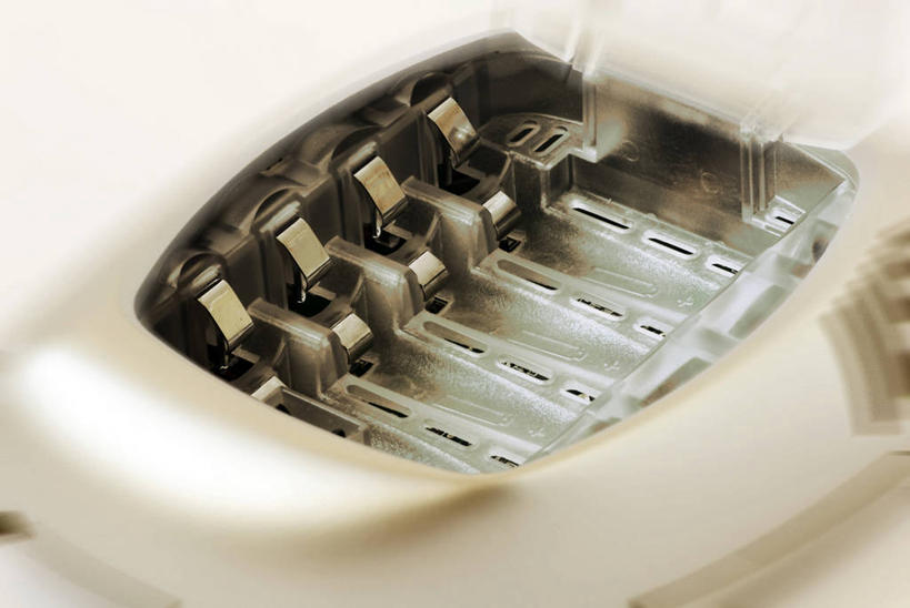 无人,横图,俯视,室内,特写,白天,白色背景,静物,一排,整齐,电力,纹路,格子,纹理,电能,排列,一个,容器,摄影,影棚,能源,单个,储藏,存储,资源,储存,队列,蓄电池,肌理,干电池,蓄电,彩图,高角度拍摄,影棚拍摄,拍摄,贮存,电池