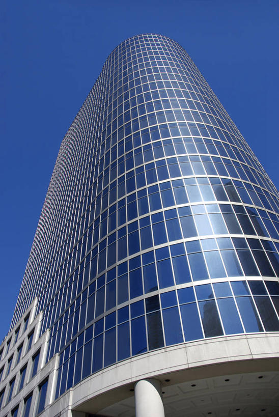 无人,高楼大厦,竖图,室外,白天,仰视,度假,美景,窗户,城市风光,城市,大厦,建筑,摩天大楼,加拿大,一排,许多,阴影,整齐,并列,并排,光线,影子,景观,很多,娱乐,玻璃窗,排列,蓝色,蓝天,天空,阳光,天,享受,休闲,景色,放松,晴朗,北美,北美洲,队列,美洲,平行,万里无云,北亚美利加洲,亚美利加洲,卑诗省,不列颠哥伦比亚,不列颠哥伦比亚省,温哥华,晴空,晴空万里,彩图,低角度拍摄,大楼,高层建筑,高楼,摩天楼,卑斯省