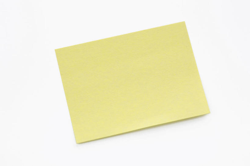 无人,横图,室内,特写,白天,白色背景,正面,静物,一张,阴影,反射,粘性,影子,办公用品,便利贴,便签,文具,黄色,摄影,影棚,办公设备,文具用品,记事,快捷,文化工具,方便,N次贴,便条贴,告诉贴,即时贴,便贴纸,彩图,影棚拍摄,拍摄