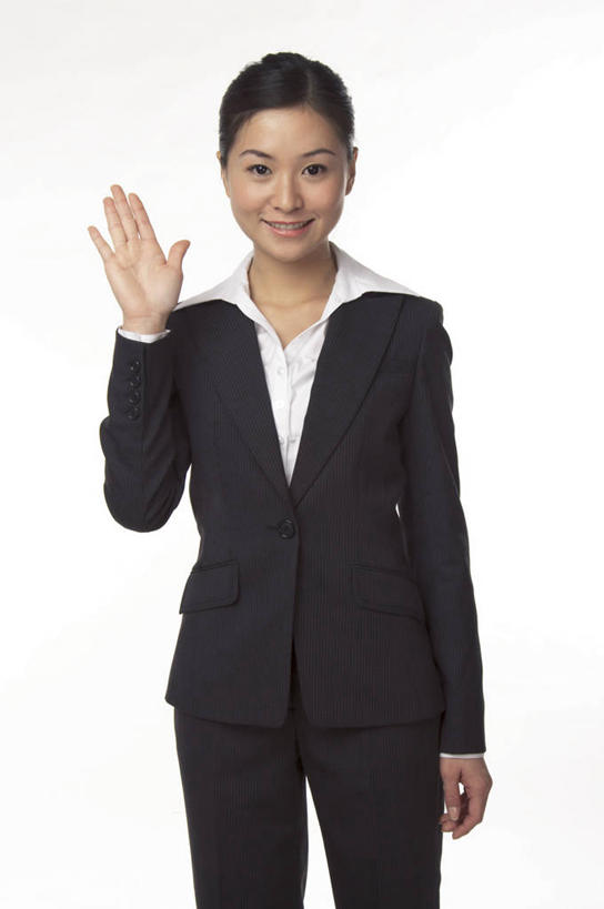 东方人,一个人,商务人士,商务女性,站,举,笑,微笑,竖图,室内,白天,白色背景,正面,亚洲,仅一个年轻女性,仅一个女性,仅一个人,套装,挥手,注视,黄种人,再见,观察,看,手势,托,站着,招手,摄影,影棚,告别,观看,察看,关注,商务装,摆动,工薪阶层,离别,辞行,年轻女性,女人,女性,亚洲人,白领,上班族,举起,举手,举着,向上举,向上伸,向上托,站立,半身,彩图,影棚拍摄,拍摄