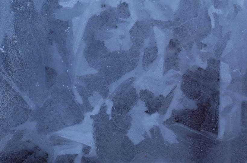 无人,横图,俯视,室外,特写,白天,美景,阴影,朦胧,模糊,透明,光线,纹路,纹理,影子,冰,景观,蓝色,阳光,自然,浮冰,景色,寒冷,冰冷,自然风光,肌理,严寒,理智,冰凉,沉静,酷寒,凛冽,凛凛,极冷,流冰,浮冰块,冷色,高深,冷淡,彩图,高角度拍摄