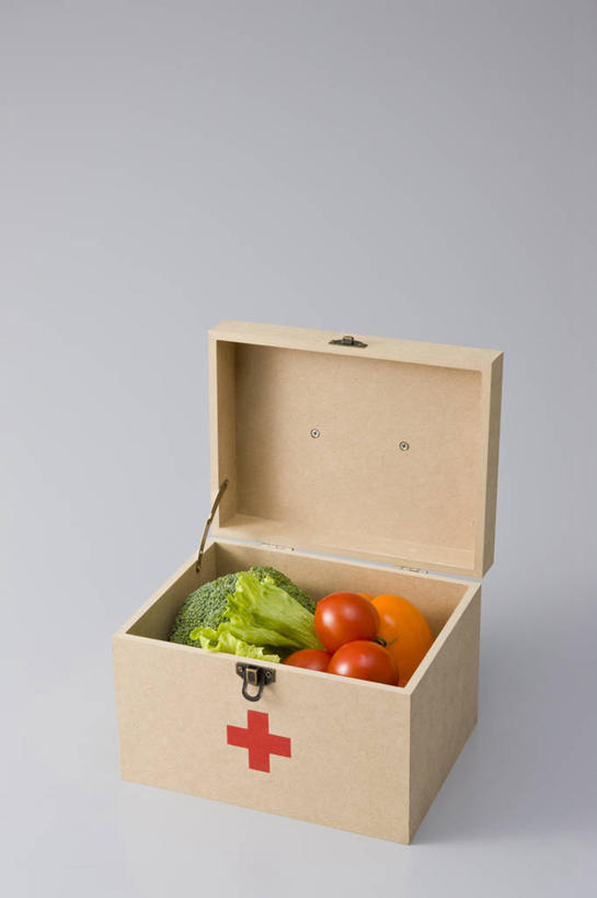 无人,竖图,俯视,室内,特写,白天,蔬菜,西红柿,一堆,许多,堆叠,堆积,灰色背景,新鲜,西兰花,食品,很多,食物,一个,容器,箱子,摄影,有机食品,绿色食品,影棚,单个,储藏,堆,急救箱,便利,储存,快捷,方便,甘蓝花,洋柿子,柑仔蜜,番茄,臭柿,彩图,高角度拍摄,影棚拍摄,拍摄,六月柿,绿菜花,绿花菜,青花菜,蔬菜皇冠,贮存,喜报三元