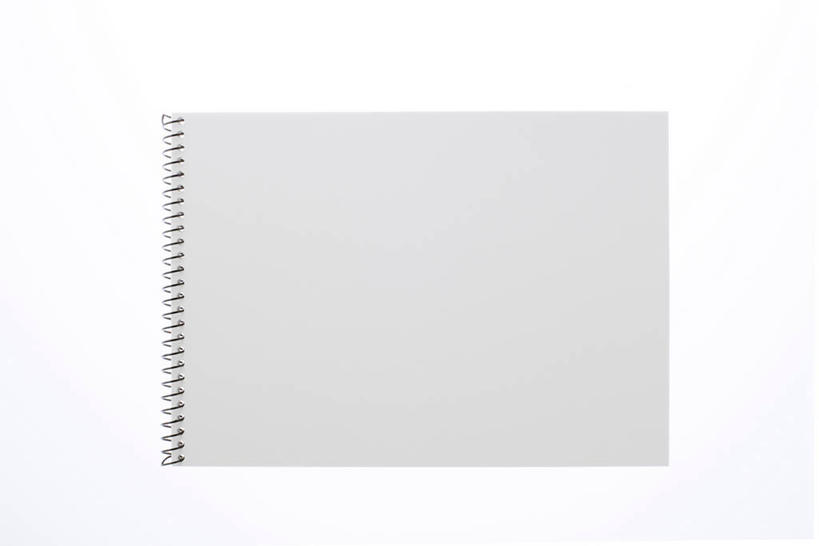 无人,横图,室内,特写,白天,白色背景,正面,静物,阴影,反射,影子,素描本,一个,本子,摄影,影棚,单个,彩图,影棚拍摄,拍摄,速写本,画画本,绘图本,手绘本,涂鸦本