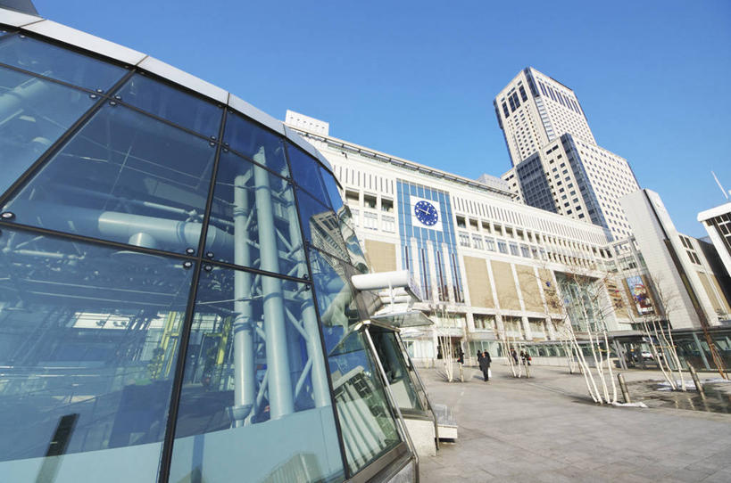 无人,高楼大厦,火车站,横图,室外,白天,仰视,度假,美景,城市风光,城市,大厦,建筑,摩天大楼,车站,北海道,日本,亚洲,阴影,光线,影子,景观,站台,娱乐,建设,月台,蓝色,蓝天,天空,阳光,天,享受,休闲,景色,放松,晴朗,东亚,万里无云,札幌,日本国,北海道地方,北海道岛,县厅,北区,晴空,晴空万里,彩图,低角度拍摄,大楼,高层建筑,高楼,摩天楼,铁路车站,铁路站,札幌站,札幌市