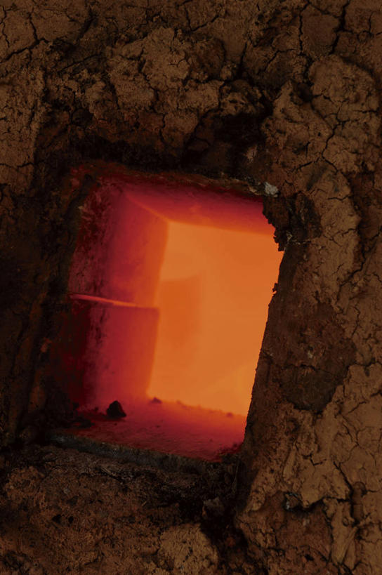 无人,竖图,室内,特写,白天,正面,热情,石头,壁炉,火,火焰,石子,燃烧,取暖,石块,彩图,取暖设备