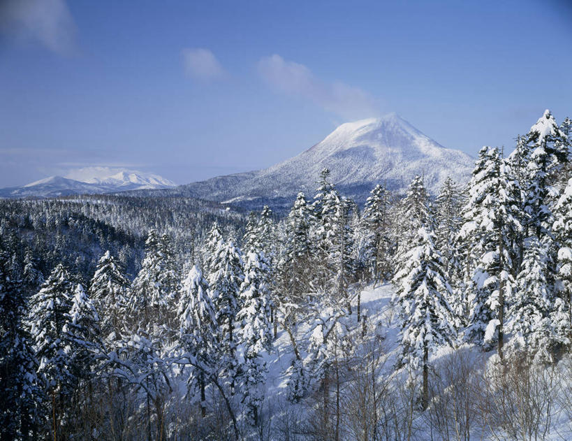 无人,公园,横图,室外,白天,正面,旅游,度假,美景,森林,山,树林,雪,雪山,植物,大雪,北海道,日本,阴影,光线,影子,冰,积雪,景观,山峰,雪景,云,云朵,冬季,冬天,山峦,云彩,娱乐,树,树木,蓝色,绿色,白云,蓝天,天空,阳光,自然,天,享受,休闲,景色,放松,寒冷,生长,晴朗,成长,冰冷,国家公园,自然风光,东亚,日本国,北海道地方,北海道岛,严寒,冰凉,酷寒,凛冽,凛凛,极冷,阿寒湖,阿寒国家公园,晴空,彩图,阿寒国立公园