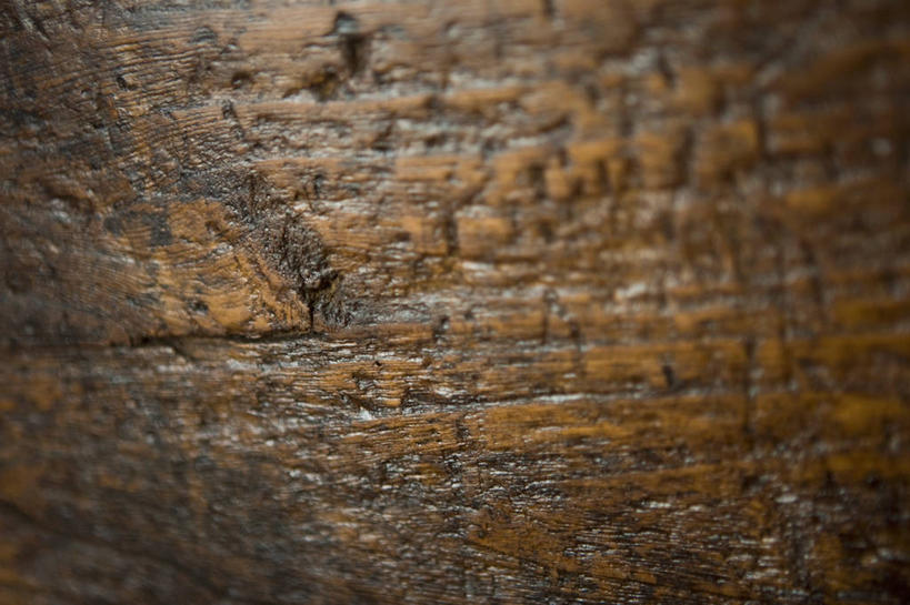 无人,横图,室内,特写,白天,正面,静物,阴影,反射,纹路,木制,纹理,影子,墙,斑驳,墙壁,墙面,木制品,肌理,班驳,彩图