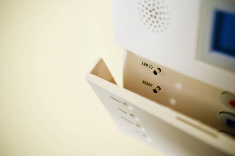 无人,横图,室内,特写,白天,正面,安全,静物,阴影,朦胧,模糊,反射,影子,墙,防护,墙壁,墙面,警铃,保护,保险,保全,周全,安稳,安定,平安,彩图