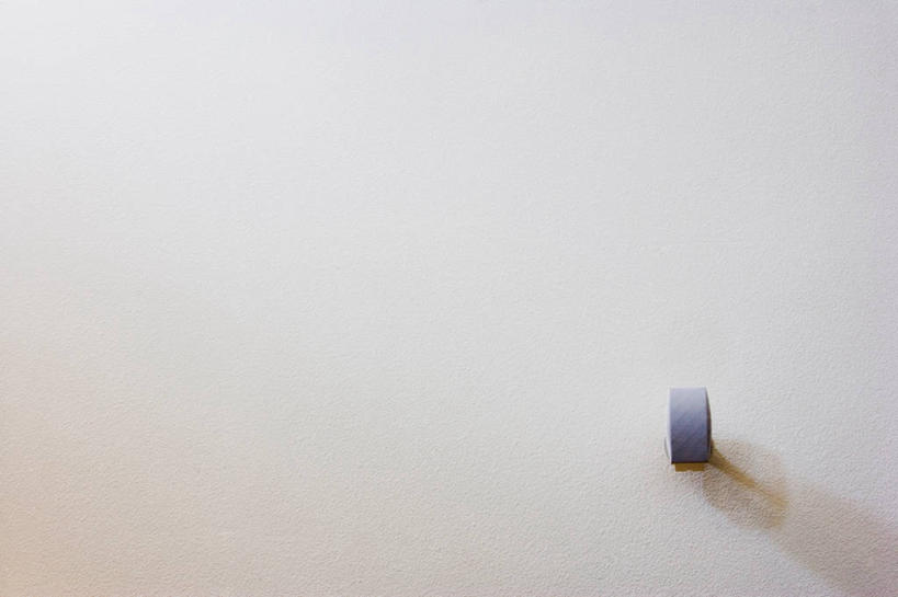 无人,横图,室内,特写,白天,正面,机器,静物,阴影,反射,影子,墙,音响,设备,喇叭,墙壁,墙面,一个,灰色,单个,扬声器,器件,彩图,电声换能器