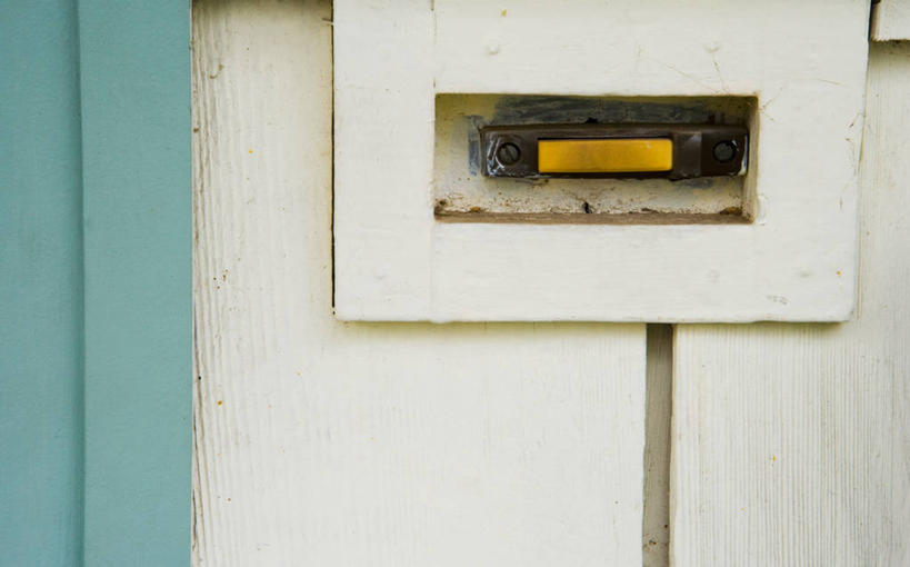 无人,横图,室内,特写,白天,正面,门,静物,阴影,反射,影子,一个,蓝色,白色,按钮,门框,单个,门铃,彩图