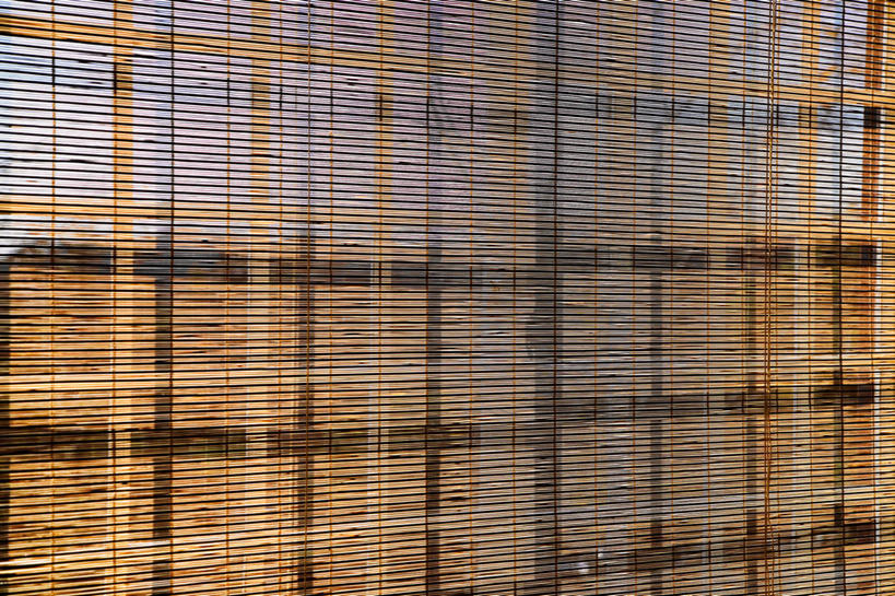 无人,横图,室内,特写,白天,正面,窗户,静物,阴影,反射,木制,影子,百叶窗,木制品,彩图