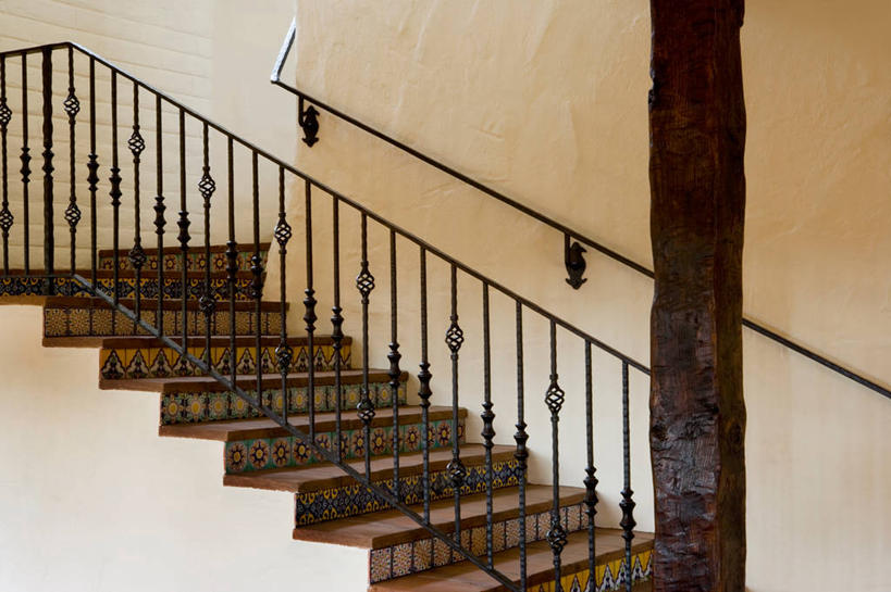 无人,家,栏杆,横图,室内,白天,正面,建材,别墅,家具,楼梯,装修,建筑,欧式,一排,阴影,条纹,整齐,装饰,反射,材料,瓷砖,扶手,影子,柱子,房屋,阶梯,墙,屋子,公寓,豪华,建设,现代,装潢,洋房,护栏,楼房,墙砖,墙壁,墙面,台阶,住宅,排列,灰色,室内装潢,建造,样板房,明亮,舒适,家居装潢,队列,房屋设计,地中海风格,古典风格,简约风格,室内设计,宽敞,样板房装潢,设计,彩图,房子,墙面砖