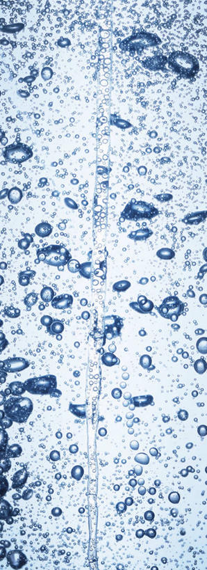 无人,竖图,室内,特写,白天,白色背景,正面,水,阴影,朦胧,模糊,反射,液体,影子,饮用水,蓝色,矿泉水,摄影,影棚,蒸馏水,彩图,影棚拍摄,拍摄