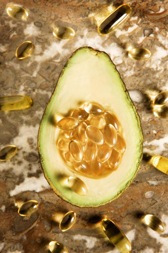 无人,竖图,俯视,室内,特写,白天,安全,桌面,桌子,水果,切开,阴影,朦胧,模糊,新鲜,反射,木制,粉末,药剂,影子,面粉,生食,食品,果实,防护,粮食,胶囊,食物,木制品,药品,酪梨,切,粉,鳄梨,治疗,有机食品,绿色食品,保护,油梨,药物,农产品,医疗,保险,预防,剖面,原材料,切面,樟梨,粉状,平安,牛油果,彩图,高角度拍摄