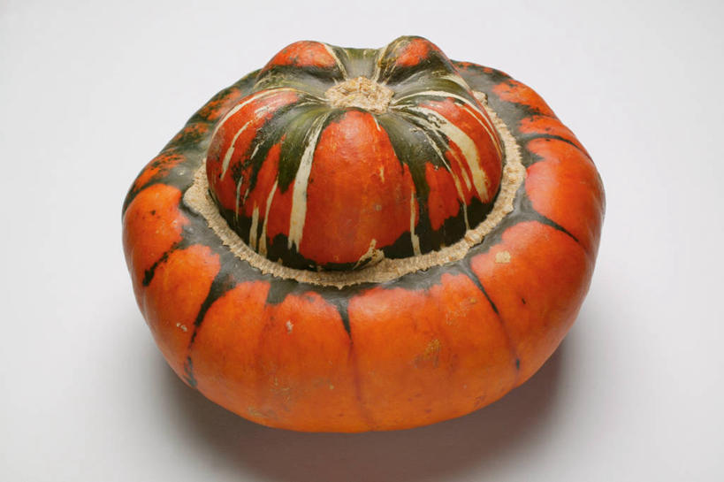 无人,横图,俯视,室内,特写,白天,白色背景,餐桌,桌子,南瓜,蔬菜,阴影,新鲜,反射,影子,金瓜,食品,番瓜,食物,一个,橙色,摄影,有机食品,绿色食品,影棚,单个,餐台,麦瓜,倭瓜,彩图,高角度拍摄,影棚拍摄,拍摄