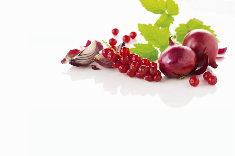 无人,横图,俯视,室内,特写,白天,白色背景,浆果,蔬菜,洋葱,水果,叶子,许多,阴影,新鲜,反射,昆虫,影子,灯笼果,生食,食品,果实,绿叶,蔬果,食物,动物,嫩叶,摄影,有机食品,绿色食品,影棚,玉葱,红醋栗,害虫,壁鱼,蠹,蠹鱼,衣鱼,叶,叶片,醋栗,圆葱,洋葱头,球葱,葱头,彩图,高角度拍摄,影棚拍摄,拍摄