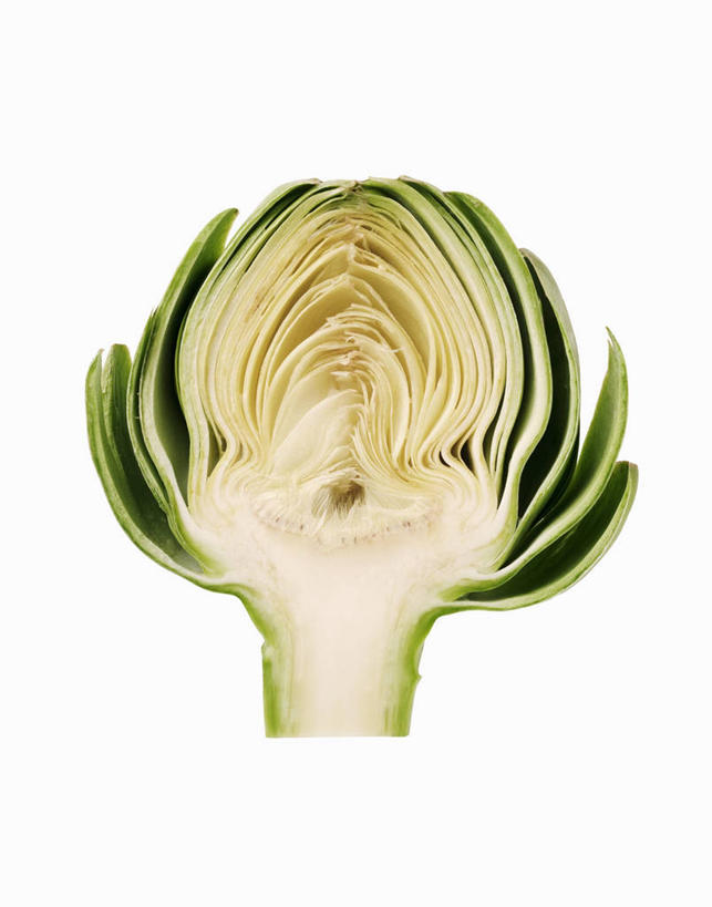 无人,竖图,室内,特写,白天,白色背景,正面,餐桌,桌子,阴影,反射,影子,朝鲜蓟,一个,洋蓟,摄影,影棚,单个,餐台,横截面,剖面,截面,截面图形,彩图,影棚拍摄,拍摄,菜蓟,法国百合,球洋蓟,蔬菜之皇,洋百合