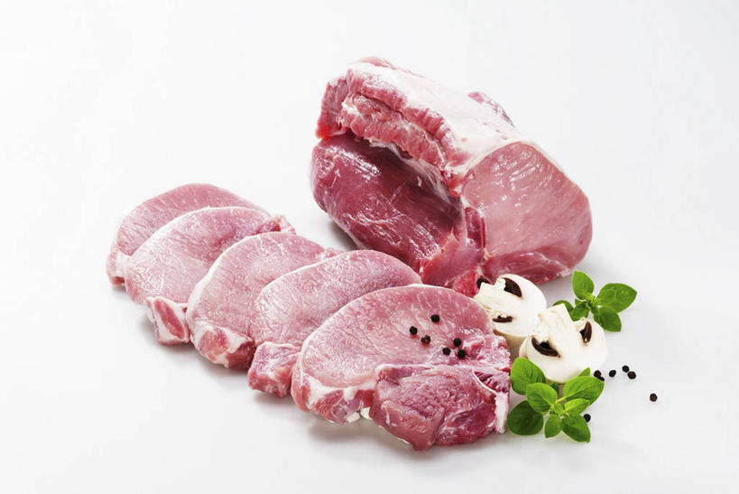 骨骼,无人,横图,俯视,室内,特写,白天,白色背景,桌面,桌子,蔬菜,叶子,阴影,新鲜,反射,纹路,木制,纹理,影子,菌菇,蘑菇,排骨,肉,薄荷,食品,绿叶,银丹草,骨头,菌类,猪肉,肉类,食物,排列,红色,木制品,嫩叶,大排,食用菌,摄影,有机食品,绿色食品,影棚,骨架,队列,肉食,豚肉,肌理,斑叶凤梨薄荷,苹果薄荷,夜息香,叶,叶片,彩图,高角度拍摄,影棚拍摄,拍摄