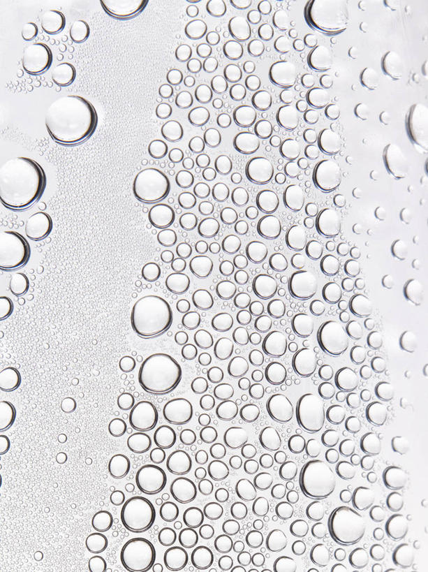 无人,竖图,室内,特写,白天,白色背景,正面,水,许多,阴影,反射,液体,影子,水滴,排列,摄影,影棚,摆列,彩图,影棚拍摄,拍摄,布列,分列