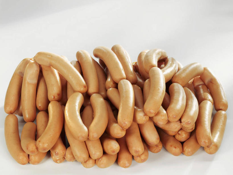 无人,横图,俯视,室内,特写,白天,白色背景,餐桌,桌子,一堆,许多,阴影,堆叠,堆积,反射,影子,肉,香肠,腊肠,肉类,摄影,影棚,餐台,堆,肉食,彩图,高角度拍摄,影棚拍摄,拍摄