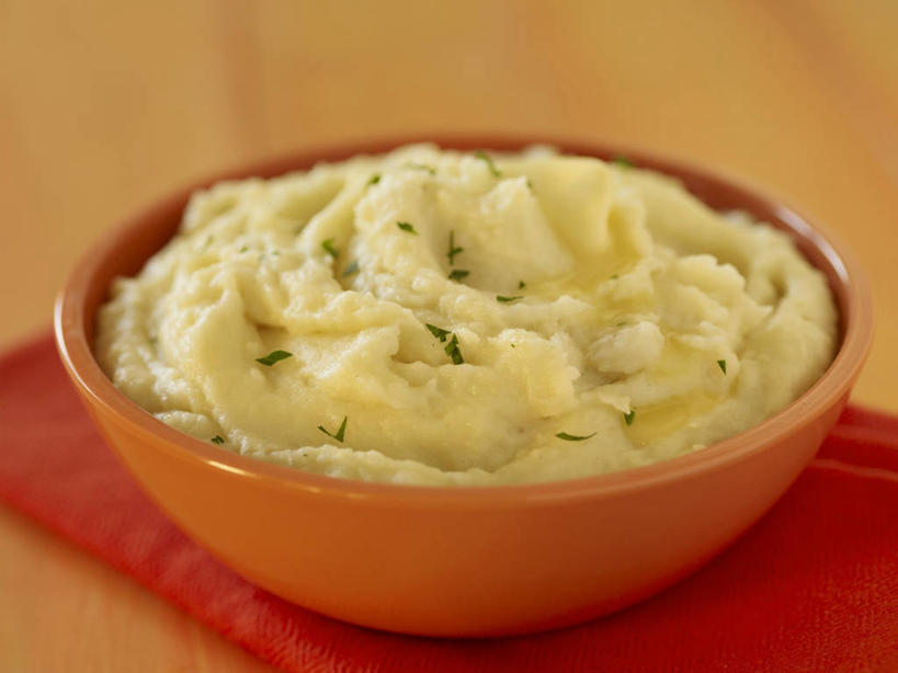 无人,横图,俯视,室内,特写,白天,烹饪,西餐,橙色背景,阴影,朦胧,模糊,反射,纺织物,影子,陶瓷,料理,食品,陶瓷制品,土豆泥,菜肴,美食,食物,一个,红色,容器,毛巾,碗,清洁,西式,摄影,佳肴,影棚,单个,储藏,保暖,储存,透气,防水,储水,耐磨,吸水,马铃薯泥,薯蓉,彩图,高角度拍摄,影棚拍摄,拍摄,贮存