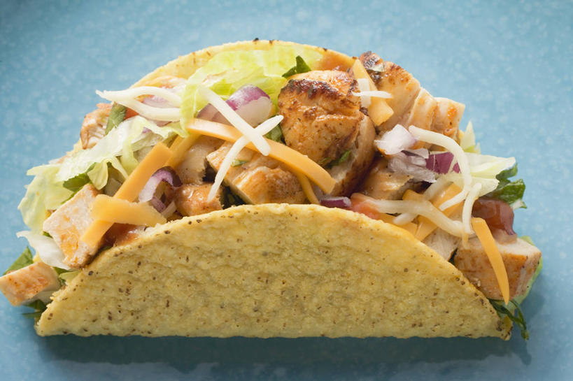 点心,无人,横图,俯视,室内,特写,白天,玉米,萝卜,胡萝卜,蔬菜,阴影,灰色背景,新鲜,反射,棒子,影子,玉蜀黍,鸡肉,肉,食品,文化,饼,小吃,肉类,食物,糕点,甜食,摄影,有机食品,绿色食品,影棚,苞米,苞芦,肉食,玉米饼,苞谷,包谷,大蜀黍,番麦,薏米包,玉高粱,玉麦,珍珠米,红萝卜,甘荀,彩图,高角度拍摄,影棚拍摄,拍摄