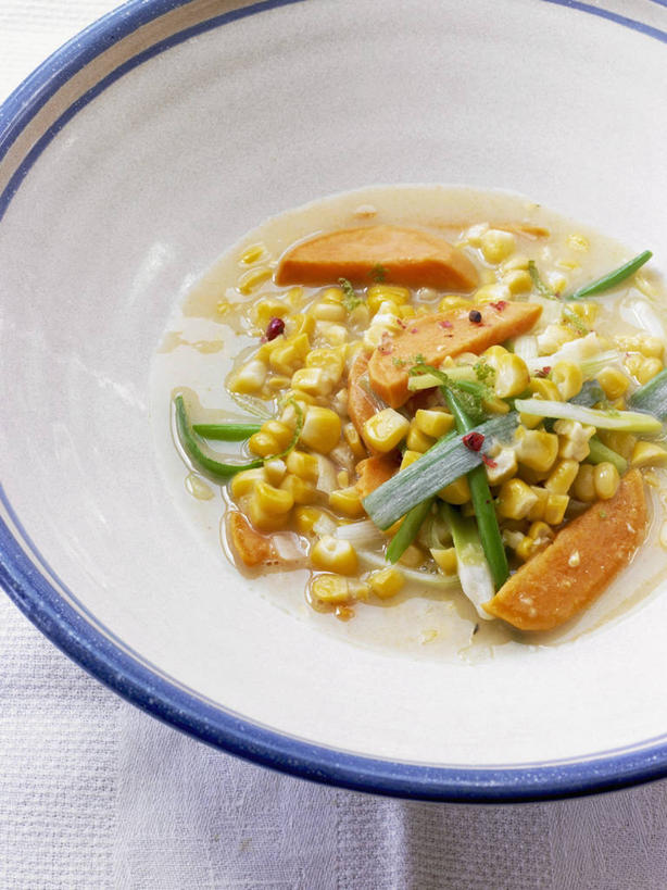 无人,竖图,俯视,室内,特写,白天,白色背景,玉米,餐桌,桌子,蔬菜,阴影,新鲜,反射,棒子,影子,陶瓷,葱,青葱,山药,玉蜀黍,食品,陶瓷制品,食物,一个,容器,碗,摄影,有机食品,绿色食品,影棚,单个,餐台,储藏,苞米,储存,苞芦,苞谷,薯蓣,怀山药,淮山药,玉延,山薯,包谷,大蜀黍,番麦,薏米包,玉高粱,玉麦,珍珠米,彩图,高角度拍摄,影棚拍摄,拍摄,贮存