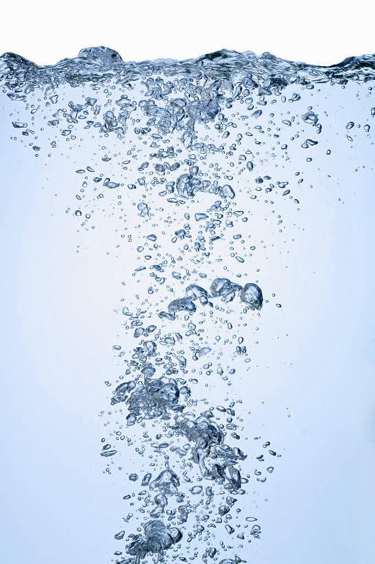 无人,竖图,室内,特写,白天,白色背景,正面,水,阴影,波纹,透明,反射,液体,影子,气泡,水滴,涟漪,漩涡,水泡,水珠,水纹,泡泡,摄影,影棚,圆弧,彩图,影棚拍摄,拍摄