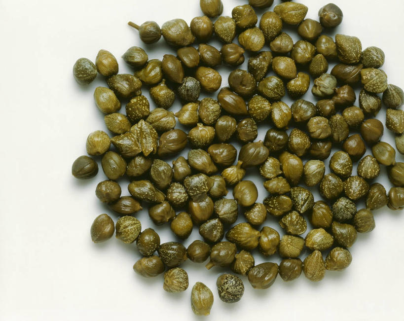 无人,横图,俯视,室内,特写,白天,白色背景,植物,水果,一堆,许多,阴影,堆叠,堆积,反射,影子,草药,中药,摄影,影棚,堆,药材,中草药,马槟榔,中药材,本草,马金囊,水槟榔,紫槟榔,马金南,山槟榔,太极子,屈头鸡,彩图,高角度拍摄,影棚拍摄,拍摄