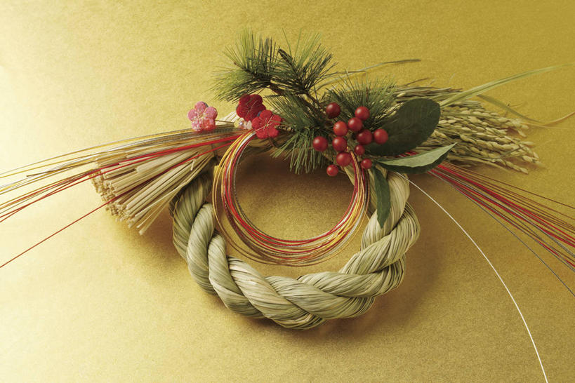 无人,横图,俯视,室内,特写,白天,浆果,绿色背景,阴影,节日,反射,影子,文化,传统,草绳,绳子,祈祷,健康,许愿,摄影,信仰,影棚,纪念,绳索,祈求,注连绳,稻草绳,平安,彩图,高角度拍摄,影棚拍摄,拍摄