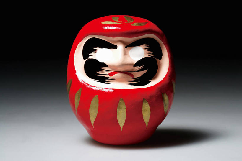 无人,横图,室内,特写,白天,正面,静物,阴影,黑色背景,反射,娃娃,影子,祝福,文化,传统,一个,祈祷,祈福,健康,许愿,摄影,影棚,单个,纪念,祈求,吉祥,好运,平安,彩图,影棚拍摄,拍摄,达摩吉祥娃娃