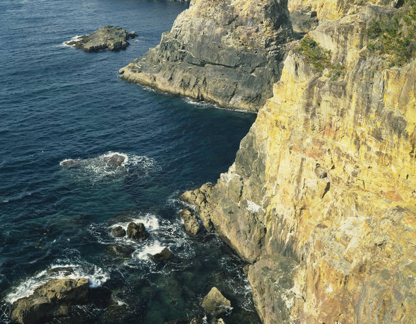 无人,横图,俯视,室外,白天,旅游,度假,海浪,海洋,石头,美景,阴影,光线,石子,影子,景观,浪花,娱乐,阳光,自然,海水,享受,休闲,景色,放松,自然风光,海景,大海,风浪,海,海水的波动,涧,近岸浪,山涧,石块,溪涧,岩石,涌浪,彩图,高角度拍摄