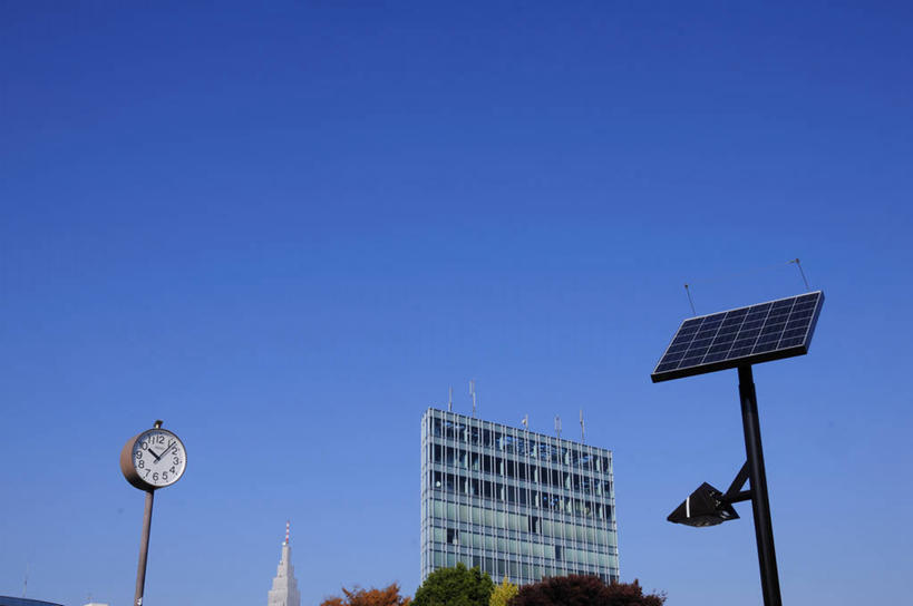 无人,高楼大厦,横图,室外,白天,仰视,度假,办公楼,美景,城市风光,城市,大厦,建筑,摩天大楼,写字楼,阴影,环保,时间,电力,光线,时钟,影子,景观,电能,计时,娱乐,蓝色,蓝天,天空,阳光,钟表,楼宇,天,享受,休闲,表,商务楼,景色,放松,能源,晴朗,座钟,存储,回收,资源,储存,蓄电池,利用,低碳,循环,万里无云,干电池,蓄电,持续,太阳能电池,钟,晴空,晴空万里,彩图,低角度拍摄,大楼,高层建筑,高楼,摩天楼,电池