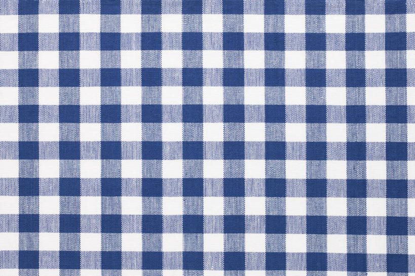 无人,横图,室内,特写,白天,正面,静物,一排,阴影,整齐,并列,并排,反射,布料,方格,格子,影子,布纹,桌布,排列,蓝色,白色,餐巾,台布,队列,平行,餐桌布,彩图