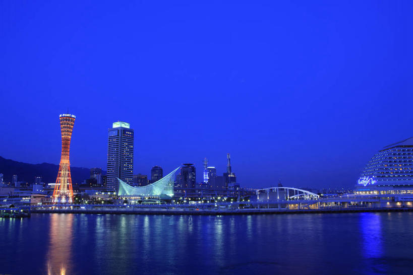 无人,高楼大厦,码头,横图,室外,夜晚,正面,度假,海浪,海洋,美景,城市风光,城市,大厦,港口,建筑,摩天大楼,夜景,日本,亚洲,阴影,光线,影子,景观,浪花,灯光,娱乐,海水,享受,休闲,景色,放松,海景,东亚,观光塔,本州,本州岛,日本国,近畿地方,近畿,兵库,兵库县,神户,神户港,神户港口塔,神户市,神戸,县厅,神戸市,大海,风浪,海,海水的波动,近岸浪,涌浪,彩图,摆渡口,埠头,大楼,渡口,渡头,港湾,高层建筑,高楼,海港,货运码头,口岸,摩天楼,商港,神户港塔