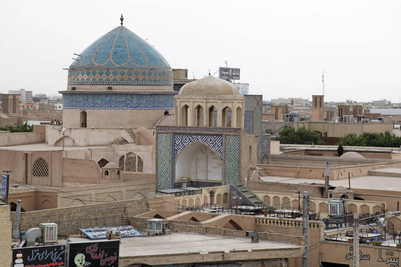 无人,家,横图,俯视,室外,白天,度假,美景,植物,城市风光,城市,伊朗,亚洲,阴影,光线,影子,房屋,屋子,景观,公寓,娱乐,洋房,楼房,住宅,树,树木,蓝色,绿色,蓝天,天空,阳光,自然,天,享受,休闲,景色,放松,生长,晴朗,成长,西亚,万里无云,伊朗伊斯兰共和国,亚兹德,亚兹德省,晴空,晴空万里,彩图,高角度拍摄,房子